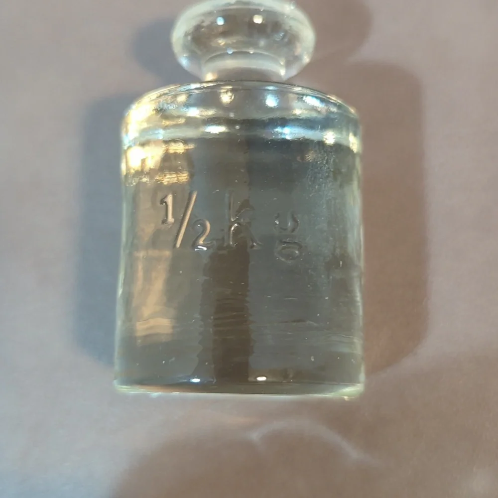 Vintage Clear Glass Scale Weight 1/2 kg Apothecary - Picture 3 of 7